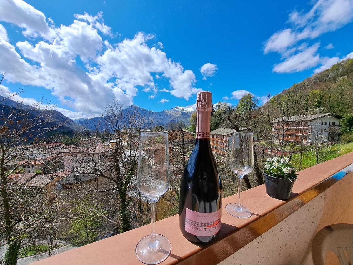 Mountain View Charming Apartment Moggio  Extérieur photo